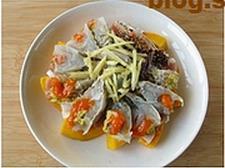 南瓜咸肉蒸膏蟹怎么做，南瓜咸肉蒸膏蟹怎么做好吃，南瓜咸肉蒸膏蟹做法