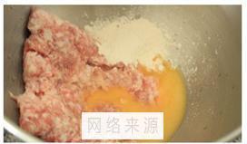 芝士猪肉堡怎么做，芝士猪肉堡怎么做好吃，芝士猪肉堡做法