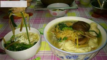 黄花菜香菇炖饺子怎么做，黄花菜香菇炖饺子怎么做好吃，黄花菜香菇炖饺子做法