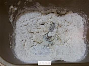 腊肉比萨怎么做，腊肉比萨怎么做好吃，腊肉比萨做法