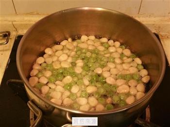 腊肉比萨怎么做，腊肉比萨怎么做好吃，腊肉比萨做法