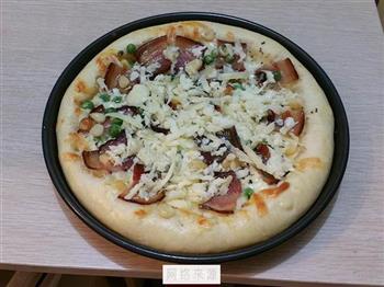 腊肉比萨怎么做，腊肉比萨怎么做好吃，腊肉比萨做法