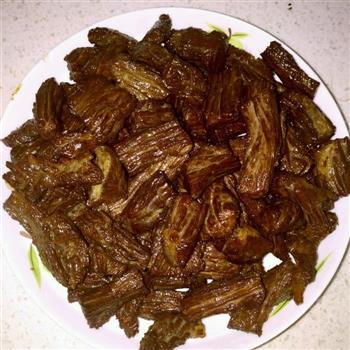 手撕牛肉怎么做，手撕牛肉怎么做好吃，手撕牛肉做法