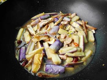 咸鱼茄子煲怎么做，咸鱼茄子煲怎么做好吃，咸鱼茄子煲做法