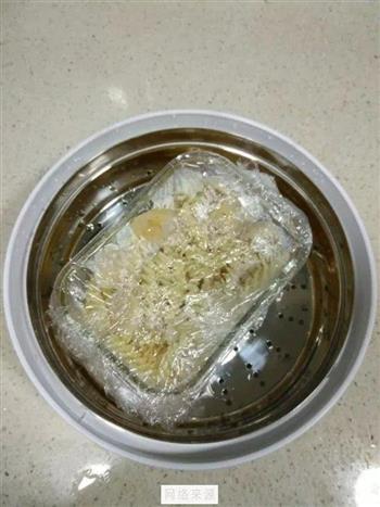 鸡蛋鱼丸蒸意面怎么做，鸡蛋鱼丸蒸意面怎么做好吃，鸡蛋鱼丸蒸意面做法