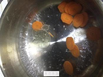 黑胡椒汁牛排怎么做，黑胡椒汁牛排怎么做好吃，黑胡椒汁牛排做法