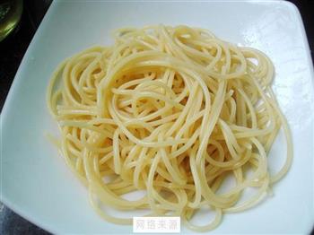 海鲜意面怎么做，海鲜意面怎么做好吃，海鲜意面做法