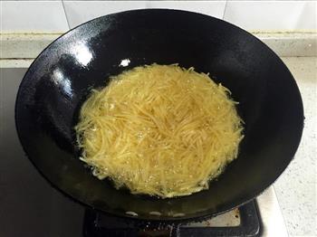 炸土豆丝饼怎么做，炸土豆丝饼怎么做好吃，炸土豆丝饼做法