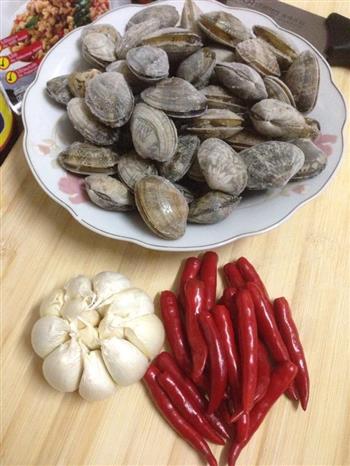 正宗泰式花哈炒辣椒怎么做，正宗泰式花哈炒辣椒怎么做好吃，正宗泰式花哈炒辣椒做法