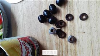 金枪鱼沙拉怎么做，金枪鱼沙拉怎么做好吃，金枪鱼沙拉做法