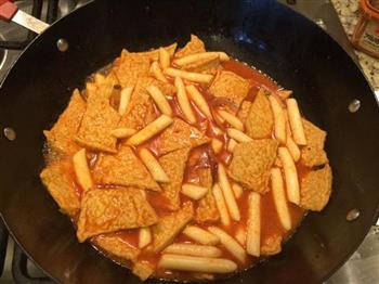 超简单 甜不辣+炒年糕怎么做，超简单 甜不辣+炒年糕怎么做好吃，超简单 甜不辣+炒年糕做法