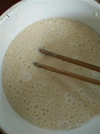 炸红薯饼怎么做，炸红薯饼怎么做好吃，炸红薯饼做法