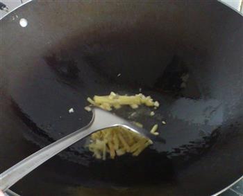 凉拌黄花菜怎么做，凉拌黄花菜怎么做好吃，凉拌黄花菜做法