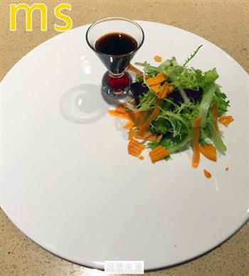 芝士焗香菇酿牛排怎么做，芝士焗香菇酿牛排怎么做好吃，芝士焗香菇酿牛排做法