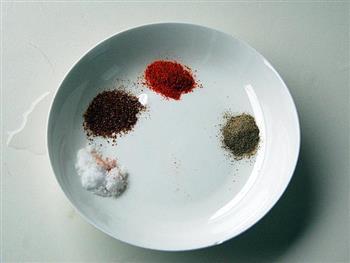 香辣铁板豆腐怎么做，香辣铁板豆腐怎么做好吃，香辣铁板豆腐做法