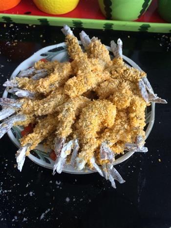 面包糠炸虾怎么做，面包糠炸虾怎么做好吃，面包糠炸虾做法