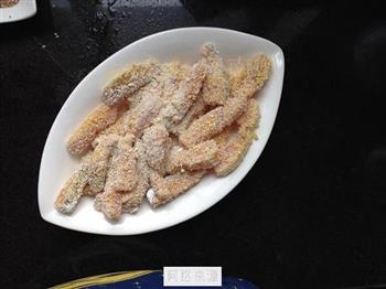 脆炸三文鱼怎么做，脆炸三文鱼怎么做好吃，脆炸三文鱼做法