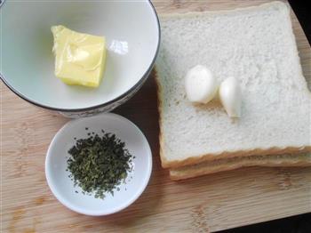 蒜香黄油吐司砖怎么做，蒜香黄油吐司砖怎么做好吃，蒜香黄油吐司砖做法
