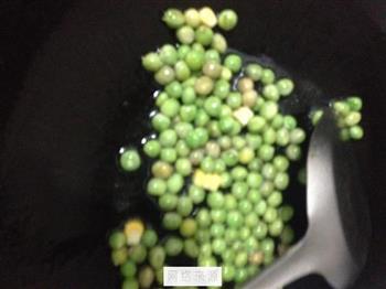 松仁玉米牛排怎么做，松仁玉米牛排怎么做好吃，松仁玉米牛排做法