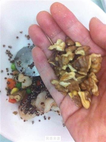 藜麦鲜虾色拉怎么做，藜麦鲜虾色拉怎么做好吃，藜麦鲜虾色拉做法