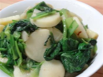 土豆熬小白菜怎么做，土豆熬小白菜怎么做好吃，土豆熬小白菜做法