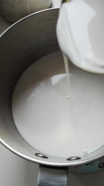 椰丝牛奶凉糕怎么做，椰丝牛奶凉糕怎么做好吃，椰丝牛奶凉糕做法