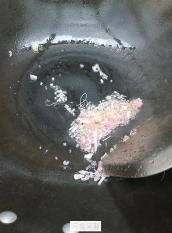 红酒黑椒牛扒怎么做，红酒黑椒牛扒怎么做好吃，红酒黑椒牛扒做法