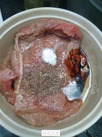 红酒黑椒牛扒怎么做，红酒黑椒牛扒怎么做好吃，红酒黑椒牛扒做法