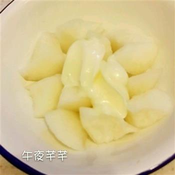 蕉香脆皮雪梨沙怎么做，蕉香脆皮雪梨沙怎么做好吃，蕉香脆皮雪梨沙做法