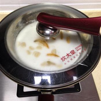 广式肠粉怎么做，广式肠粉怎么做好吃，广式肠粉做法