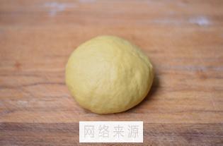 金枪鱼披萨怎么做，金枪鱼披萨怎么做好吃，金枪鱼披萨做法