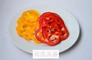 金枪鱼披萨怎么做，金枪鱼披萨怎么做好吃，金枪鱼披萨做法