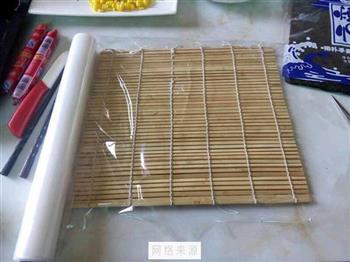 自制寿司卷怎么做，自制寿司卷怎么做好吃，自制寿司卷做法