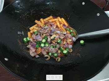 韩式香辣炒年糕怎么做，韩式香辣炒年糕怎么做好吃，韩式香辣炒年糕做法