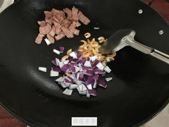 韩式香辣炒年糕怎么做，韩式香辣炒年糕怎么做好吃，韩式香辣炒年糕做法