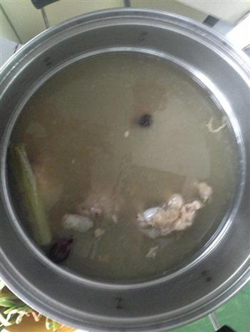 家庭简易版葫芦头泡馍怎么做，家庭简易版葫芦头泡馍怎么做好吃，家庭简易版葫芦头泡馍做法