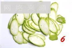 绿豆丝瓜护肝汤怎么做，绿豆丝瓜护肝汤怎么做好吃，绿豆丝瓜护肝汤做法