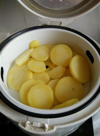维尼小熊土豆饼怎么做，维尼小熊土豆饼怎么做好吃，维尼小熊土豆饼做法