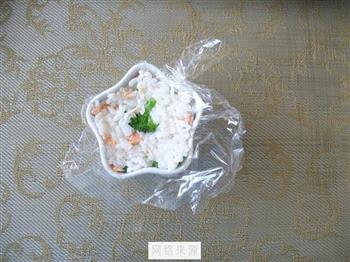 日式三文鱼饭团怎么做，日式三文鱼饭团怎么做好吃，日式三文鱼饭团做法