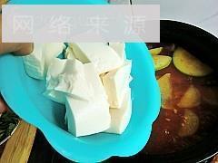 韩式辣鱼汤怎么做，韩式辣鱼汤怎么做好吃，韩式辣鱼汤做法