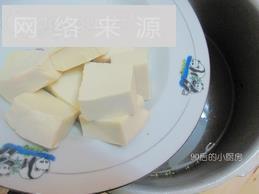 芥菜豆腐小肠汤怎么做，芥菜豆腐小肠汤怎么做好吃，芥菜豆腐小肠汤做法