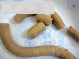 芥菜豆腐小肠汤怎么做，芥菜豆腐小肠汤怎么做好吃，芥菜豆腐小肠汤做法