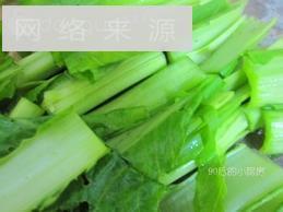 芥菜豆腐小肠汤怎么做，芥菜豆腐小肠汤怎么做好吃，芥菜豆腐小肠汤做法