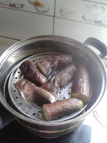 凉拌茄子怎么做，凉拌茄子怎么做好吃，凉拌茄子做法