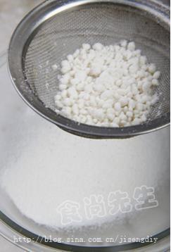 红豆百果松糕怎么做，红豆百果松糕怎么做好吃，红豆百果松糕做法