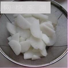 萝卜排骨汤怎么做，萝卜排骨汤怎么做好吃，萝卜排骨汤做法