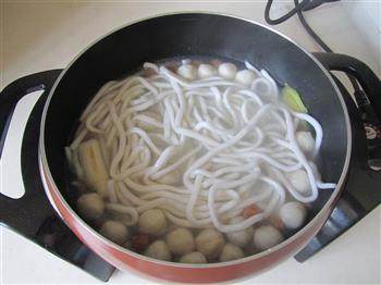 鱼丸土豆汤粉怎么做，鱼丸土豆汤粉怎么做好吃，鱼丸土豆汤粉做法