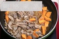 胡椒南瓜猪肚汤怎么做，胡椒南瓜猪肚汤怎么做好吃，胡椒南瓜猪肚汤做法
