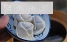 鲜菌鸡腿云吞汤煲怎么做，鲜菌鸡腿云吞汤煲怎么做好吃，鲜菌鸡腿云吞汤煲做法