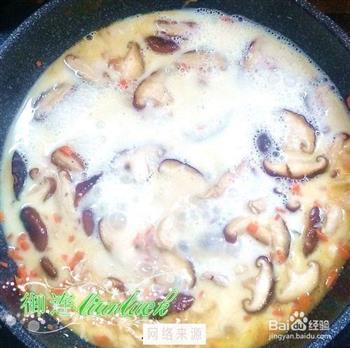 白汁蘑菇鸡肉意大利贝壳面怎么做，白汁蘑菇鸡肉意大利贝壳面怎么做好吃，白汁蘑菇鸡肉意大利贝壳面做法